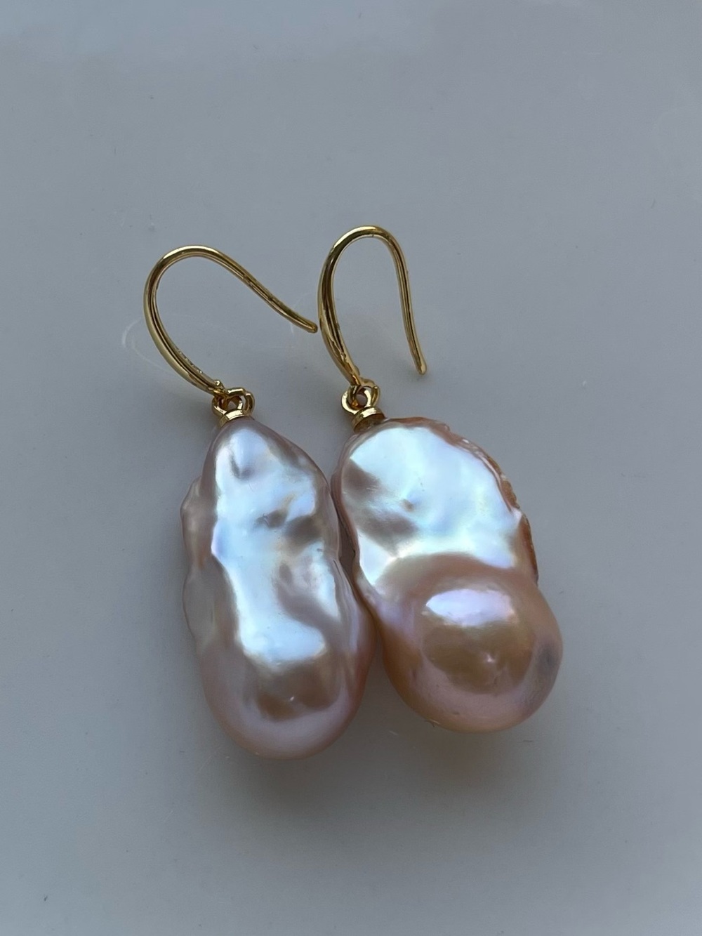 Baroque Pink Pearl Drop Earrings - Gold Plated 925  Hooks 49 - Picture 3 of 4